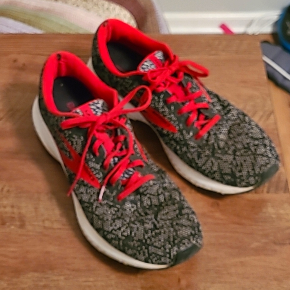 Men's Brooks Running Shoes